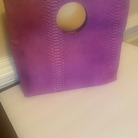 Doncaster Vintage Pink/Purple Python Embossed Italian Leather Bag - Picture 9 of 9